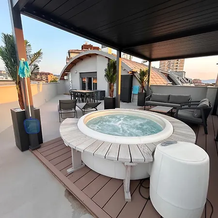 Panoramic Attico Con Jacuzzi Privata *