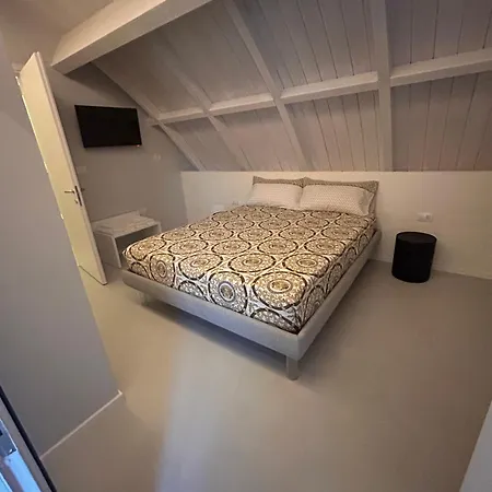 Panoramic Attico Con Jacuzzi Privata Apartamento