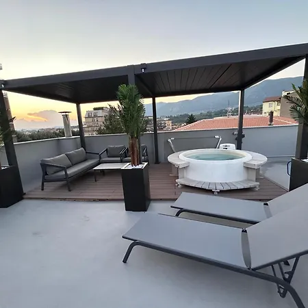 Apartmán Panoramic Attico Con Jacuzzi Privata