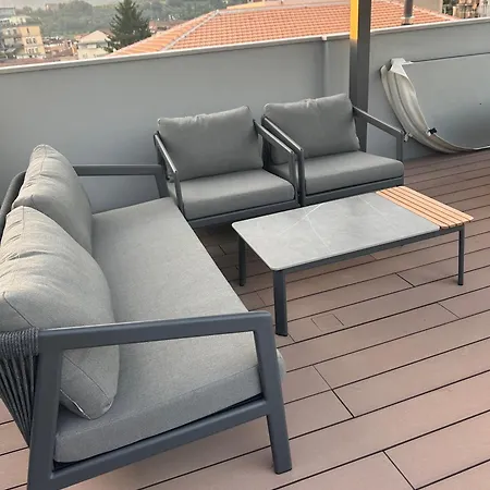 Panoramic Attico Con Jacuzzi Privata Apartmán Terni