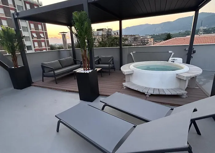 Appartement Panoramic Attico Con Jacuzzi Privata