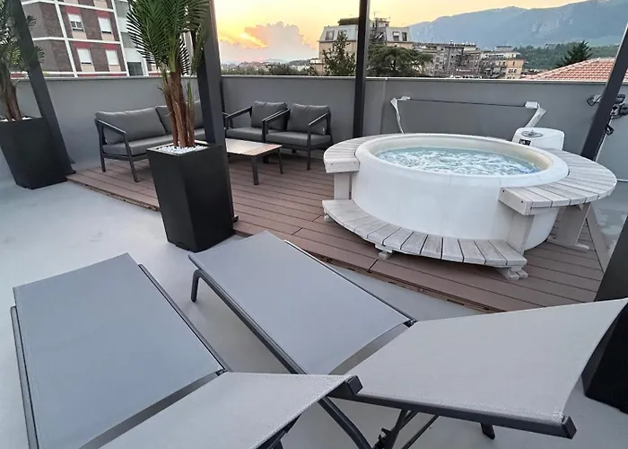 Appartement Panoramic Attico Con Jacuzzi Privata Terni