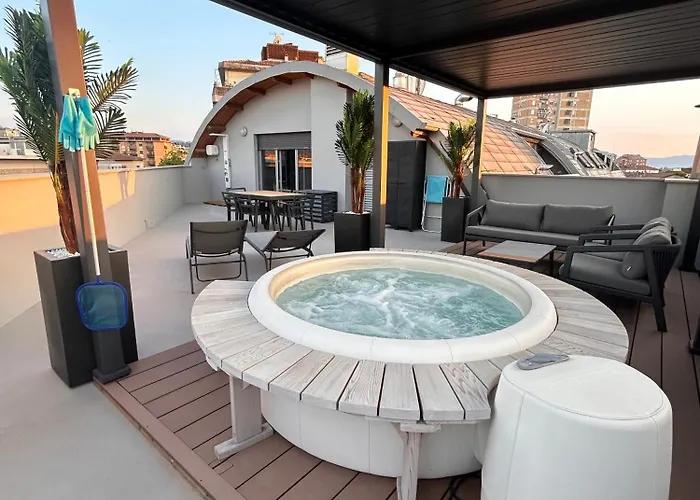 Panoramic Attico Con Jacuzzi Privata *