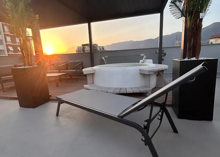 Panoramic Attico Con Jacuzzi Privata Terni