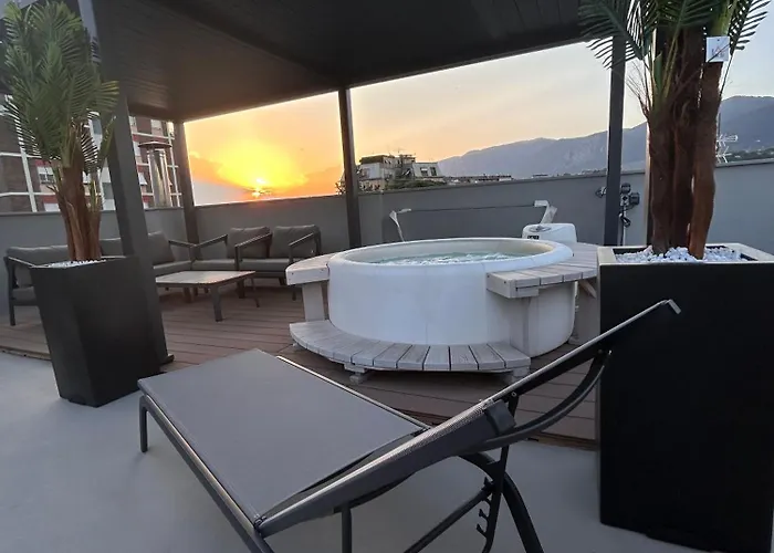 Apartmán Panoramic Attico Con Jacuzzi Privata *
