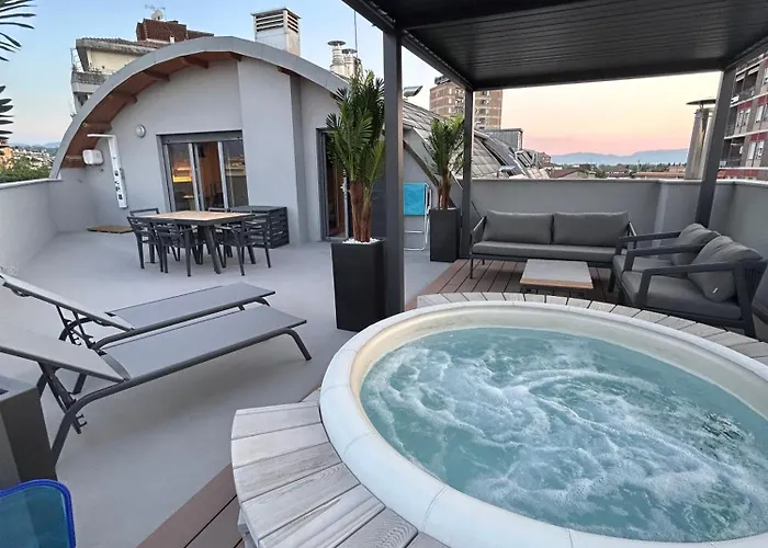 Panoramic Attico Con Jacuzzi Privata * Terni