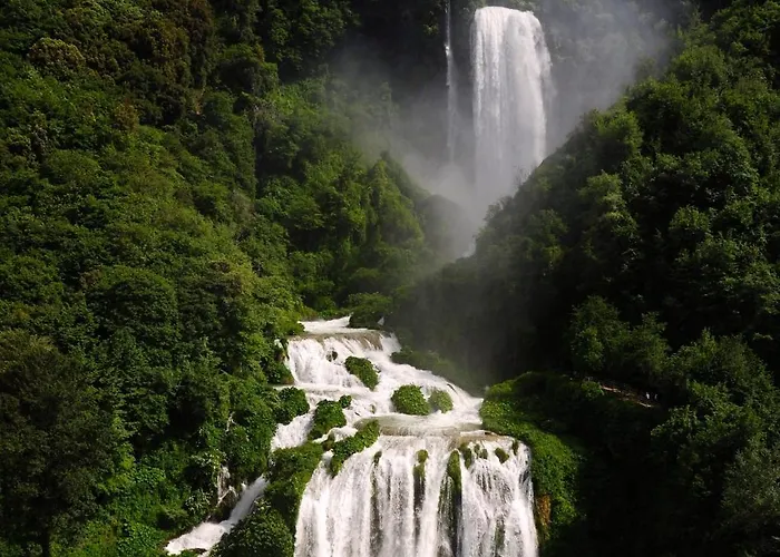 Panoramic Attico Con Jacuzzi Privata Apartmán